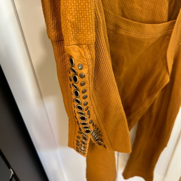 Square Neck, Waffle, rivet sleeves, Free People Top, size XL, New - Picture 2 of 5